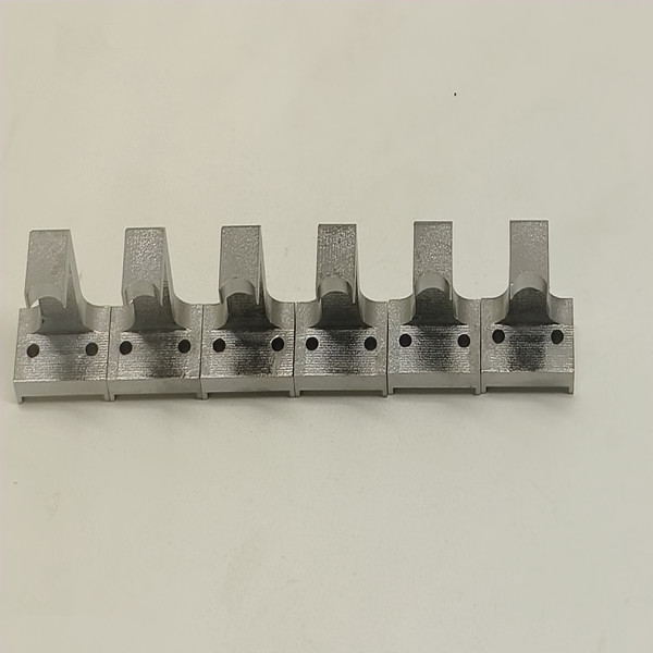 Metal Tutucu Çene Montaj Hattı Parçaları